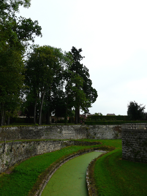 Vue depuis les douves du château © Marc Meyer