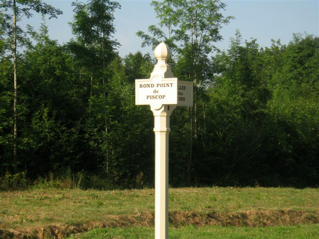 Rond-Point de Piscop, le long de la D471 © Syndicat d'Initiative d'Ozoir-la-Ferrière