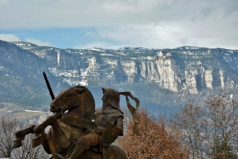 Statue équestre du Chevalier Bayard